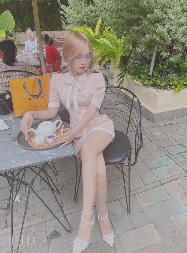 Cô dì đường phố bảo tôi đừng xuất tinh lên người cô ấy, cuộc trò chuyện thật tuyệt vời
